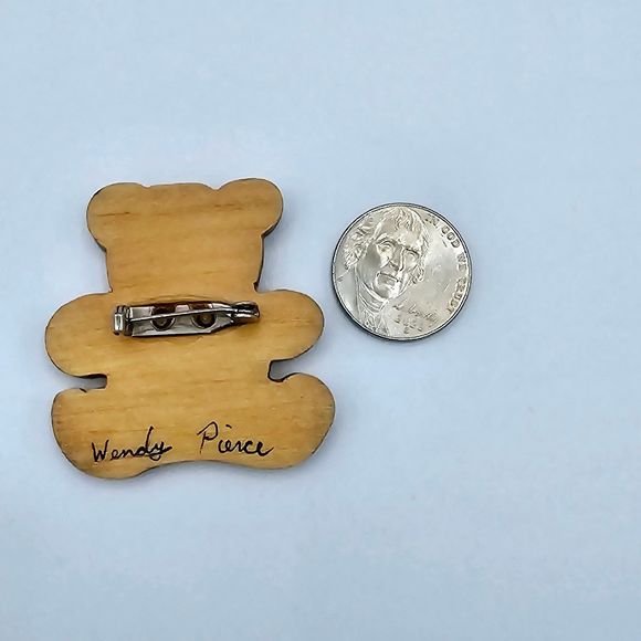 Teddy Bear Brooch Vintage Hand Painted Wood Red Heart Holiday Faux Stitch Pin - Picture 5 of 5